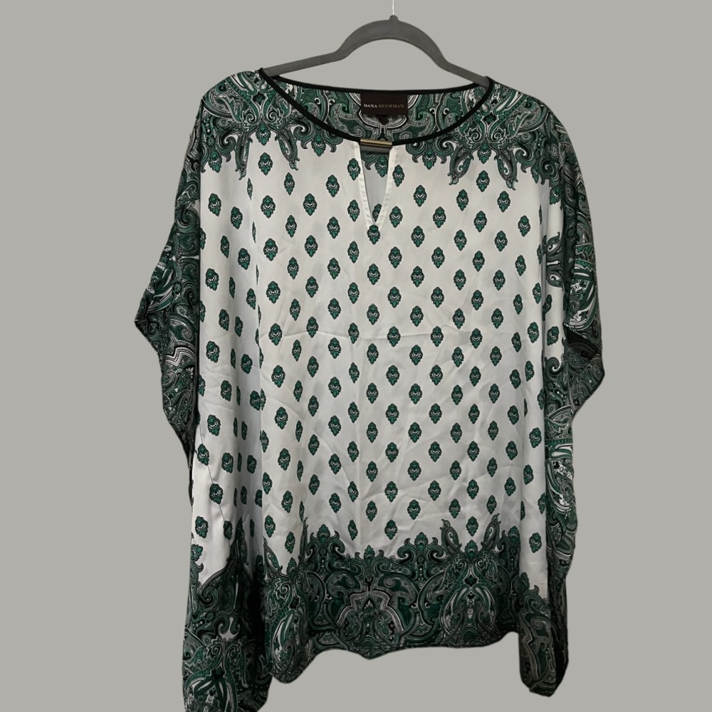 Patterned Flowy Top